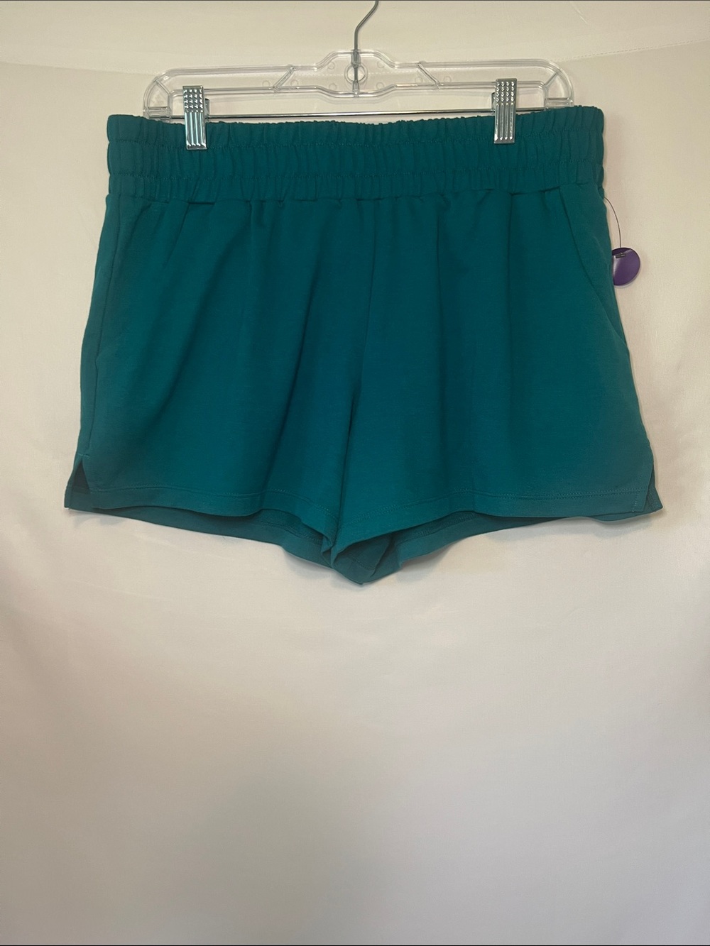 NWT Xersion Women's Teal Lounge Casual Shorts with Pockets Size Large Semi-Fit
